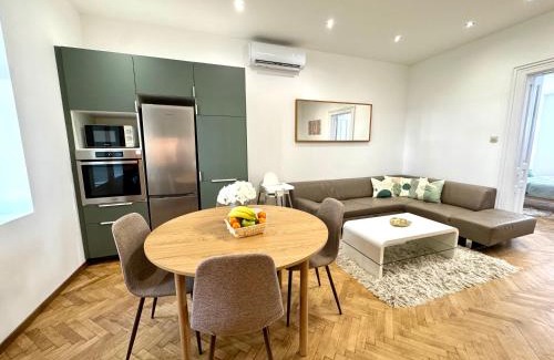 Gyor Apartment | Central 13 Apartman