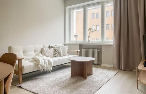 Toolo Apartment | Central 1BR next to the park