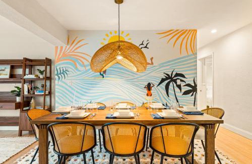 Garden Isles House | Central 4BD Getaway - Pool - Games - Beach Nearby