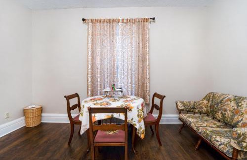 Lynchburg House | Central 4BR Historic Gem Near Colleges