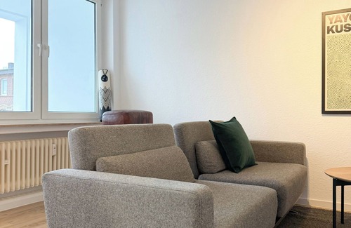 Ostviertel Apartment | Central 65 sqm city apartment with free WiFi & self check-in