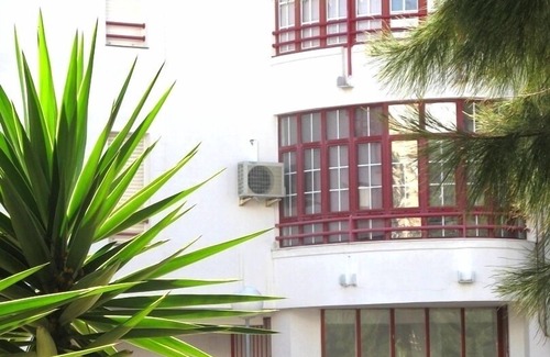 Sanlucar de Barrameda Apartment | CENTRAL APART. NEAR BEACH, EN-SUITE BATHS, DISABLED ACCESS, PETS FRIENDLY.