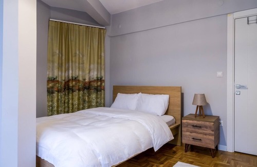 Bostanci Apartment | Central and Capacious Flat in Istanbul Bostanci