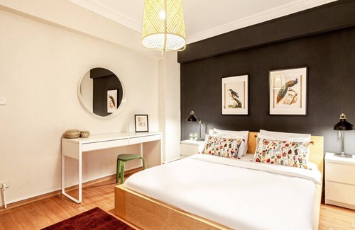 Osmanbey Apartment | Central and Convenient Flat in Sisli