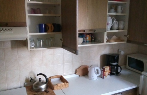 Brevnov Condo | Central and quiet apartment in a garden district close to the Prague Castle