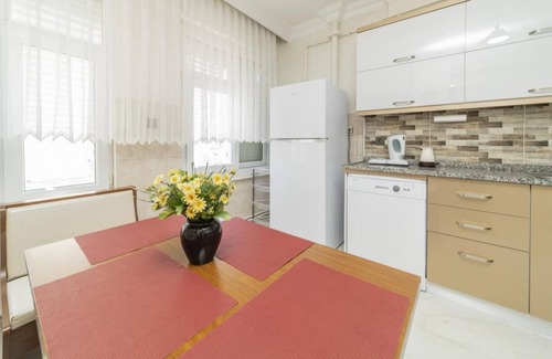 Antalya City Centre Apartment | Central and Pleasant Flat in Muratpasa
