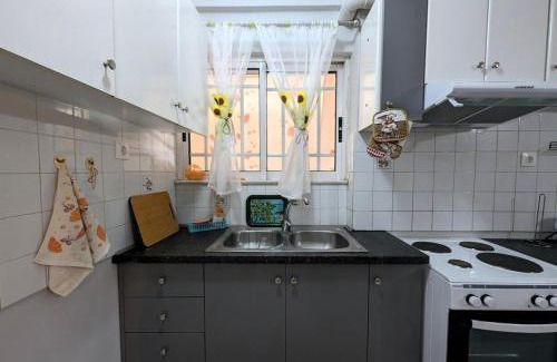 Molos-Agios Konstantinos Apartment | Central Apartment in Agios Konstantinos
