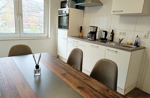 Center Apartment | Central apartment for 6 people with rain shower & parking space