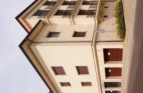 Kecskemet Apartment | Central Apartment in the Heart of Kecskemét