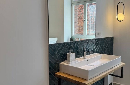 Fuerth Apartment | Central apartment - up to 6 guests