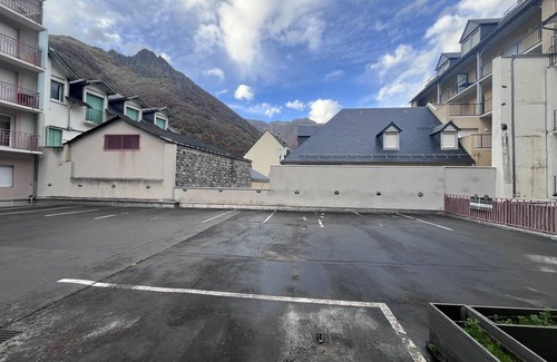 Cauterets Apartment | Central Apartment with Parking in Cauterets