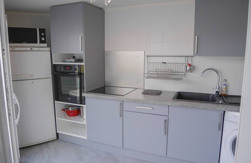 Le Palais Apartment | Central Apartment with Courtyard in Palais, Pets Allowed, No WiFi