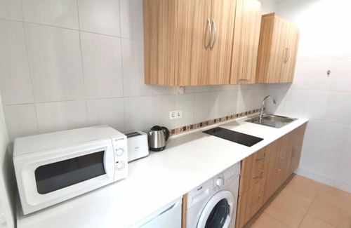 Centro - Sagrario Apartment | Central Apartment with WiFi & AC in Granada