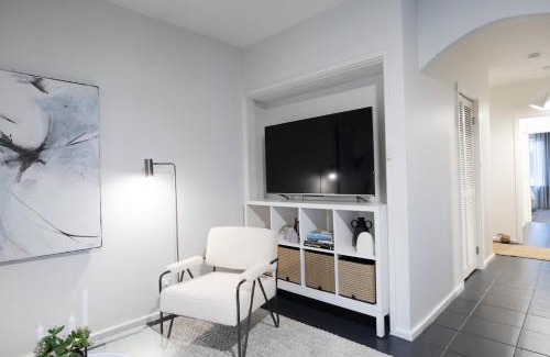 South Perth Apartment | Central Apartment, Zoo Abode