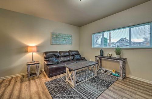 Anacortes Apartment | Central Apt Private Fireplace and Patio Access