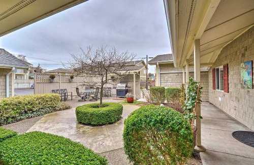 Anacortes Apartment | Central Apt Private Fireplace and Patio Access