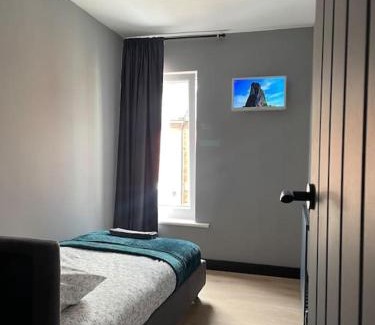 Lincoln Apartment | Central area entire terrace house
