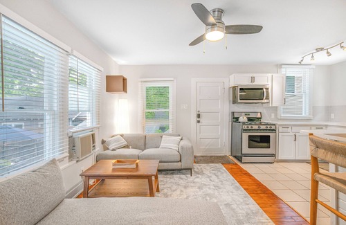 Hyde Park Apartment | Central Austin Hyde Park 1 Bed 1 Bath Apartment