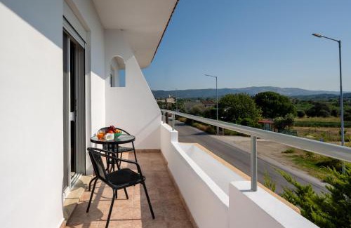 Kremasti Apartment | Central Avenue Studios