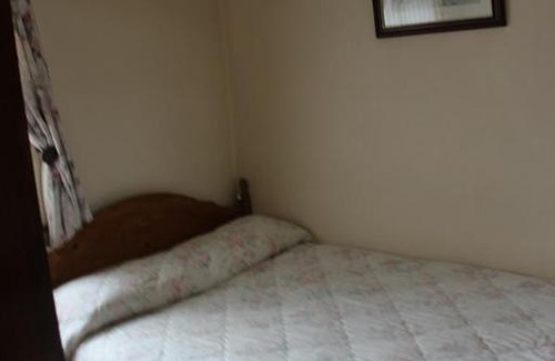 Lifford Bed & Breakfast | Central Bar B&B