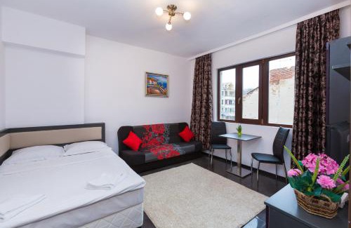 Burgas Center Apartment | Central Beach GUEST ROOMS