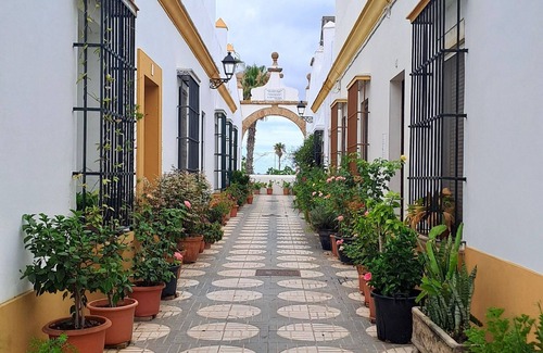 Puerto Real Apartment | Central & Beachside Apartment in Puerto Real – A/C & WiFi
