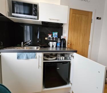Leek House | Central Chambers Suites - Suite 4