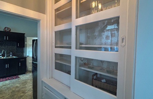 El Paso House | Central Charm home in El Paso, Tx. This charming home features 3 bedrooms