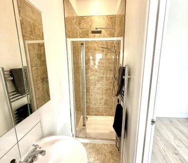 Saint Paul's Apartment | Central City Flat in Bristol