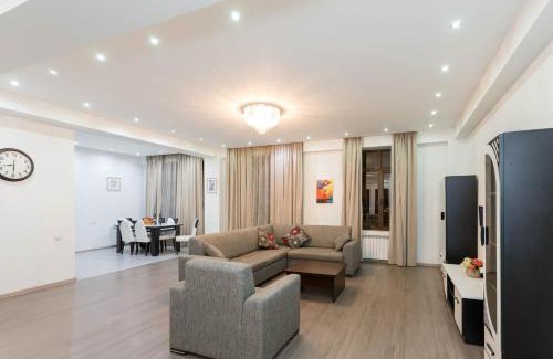 Tbilisi City Centre Apartment | Central City Suite
