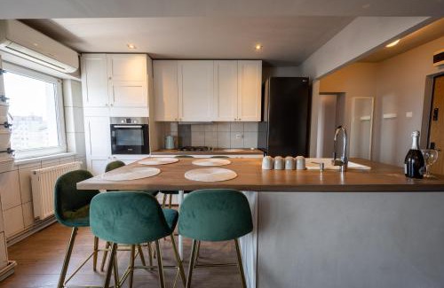 Targoviste Apartment | Central City View X1