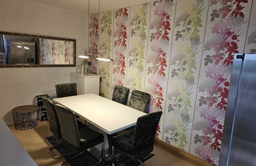 Buchforst Apartment | Central Cologne Apartment Near Messe/Deutz