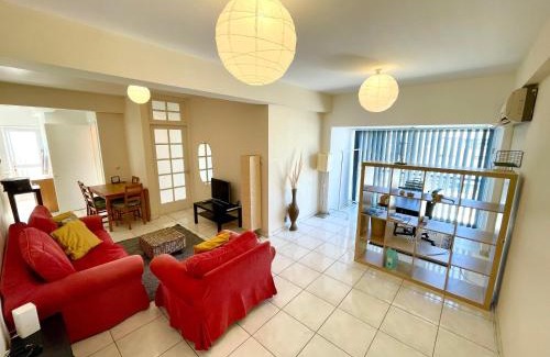 Lykabittos Apartment | Central Comfort in Nicosia - Orfeos By Platform 357