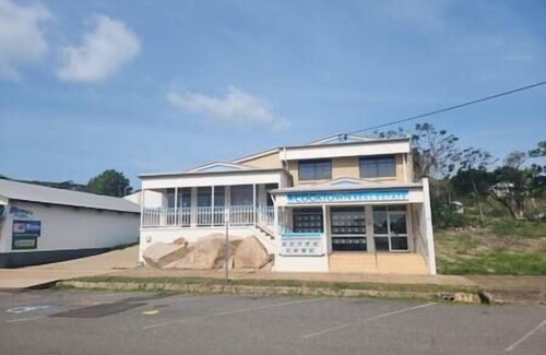 Cooktown Apartment | Central Comfy Holiday Let