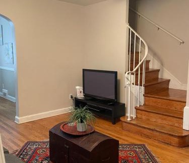 Southeast Apartment | Central DC Stay Close to Capitol & Sports Venues