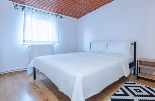 Sisli Apartment | Central Flat 800 m to Cevahir Mall & Metro