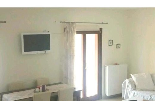 Filoti House | Central, fully equipped, 2 bedrooms, great view, wifi