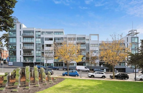 Geelong Apartment | Central Geelong Waterfront Executive Stay