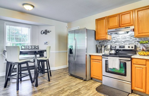 High Point House | Central High Point Home < 1 Mi to Downtown!