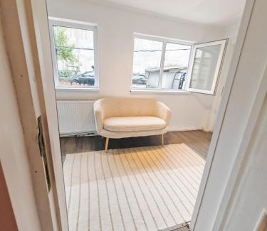 Kiseleff House | Central House with big courtyard, 4 parking spots