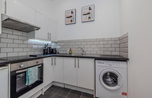 Seven Dials Apartment | Central Hove 1 Bedroom BN32OSM08