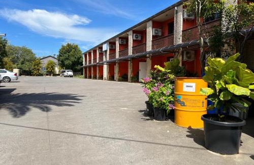 Long Jetty Hotel | Central Jetty Motel