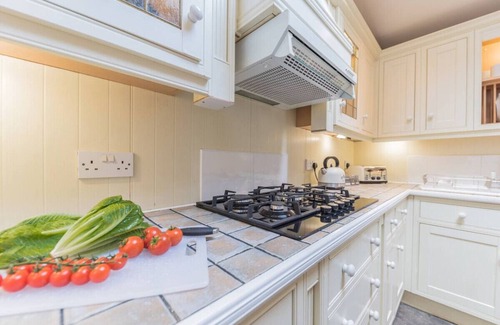 Kendal House | Central Kendal Georgian home, private courtyard & free parking