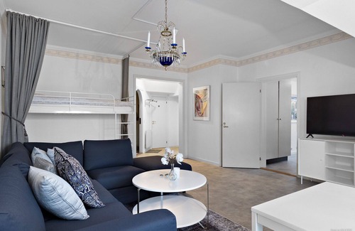 Harnosand Apartment | Central large apartment with views!