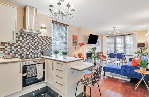 The Lanes Apartment | Central Lanes Pad By My Getaways Free parking for one car