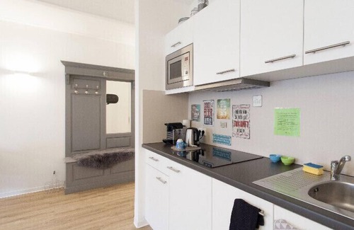 Mitte Apartment | Central living in the Zollhof, modern & cozy, with parking, all new!