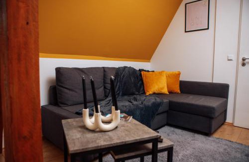 Stoppenberg Apartment | Central-Living yellow - Wifi - Netflix - City