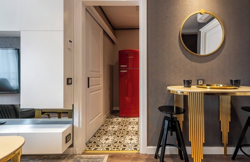 Taksim Apartment | Central Location 7 Person Capacity Breakfast Included