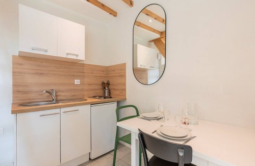Old Lille Apartment | Central location for this studio Old Lille