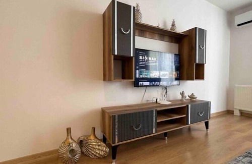 Gaziosmanpasa Apartment | Central Location New Furnished 1+1 Modern Flat Elit Palace Residence.